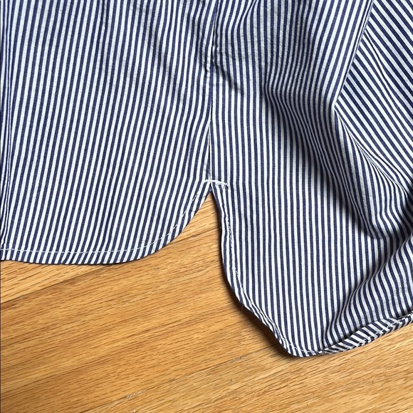 White and Blue Ruffled Long Sleeve Blouse - Picture 10 of 10